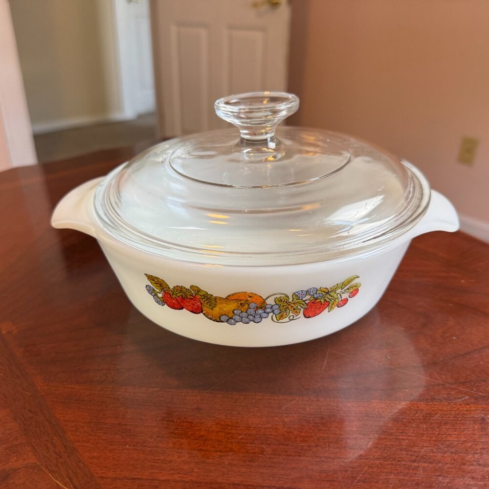 Vintage Anchor Hocking Fruit Harvest 1 Qt Casserole Dish with Lid